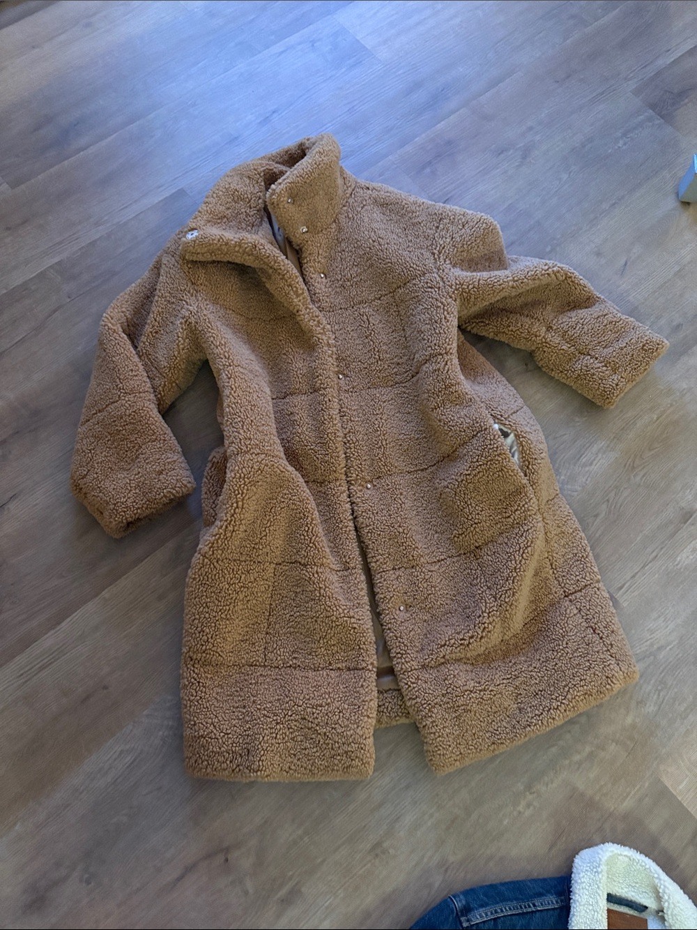 Levi's Women's Teddy Coat in Camel Brown